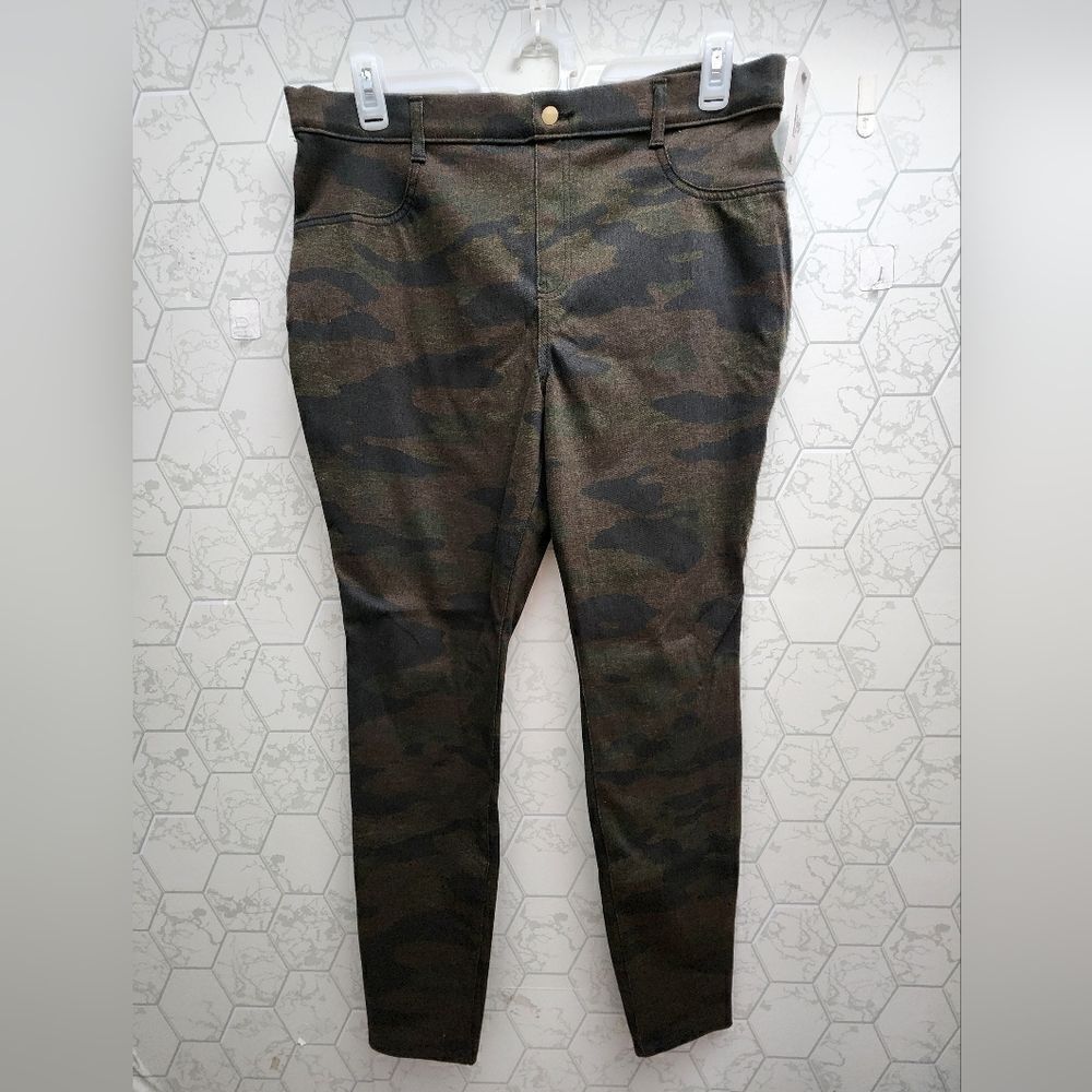 Time and Tru Camouflage Jeggings